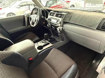 2010 Toyota 4Runner SR5 - Photo 31 - Orange, CA 92868