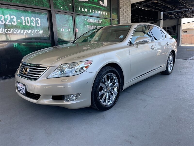 2011 Lexus LS Base