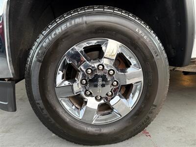 2017 GMC Sierra 2500HD SLT   - Photo 43 - Orange, CA 92868