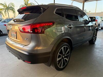2018 Nissan Rogue Sport SL   - Photo 10 - Orange, CA 92868
