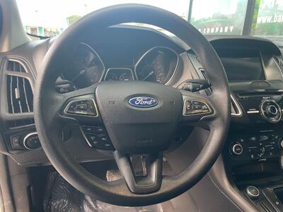 2018 Ford Focus SEL   - Photo 25 - Orange, CA 92868