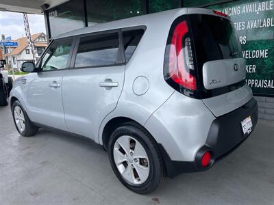 2014 Kia Soul - Photo 6 - Orange, CA 92868