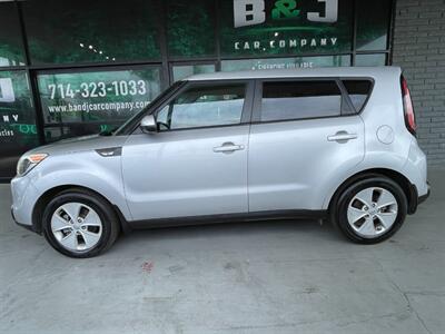 2014 Kia Soul - Photo 4 - Orange, CA 92868