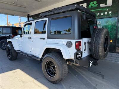 2018 Jeep Wrangler JK Unlimited Sahara   - Photo 6 - Orange, CA 92868