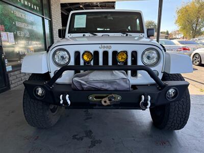 2018 Jeep Wrangler JK Unlimited Sahara   - Photo 12 - Orange, CA 92868