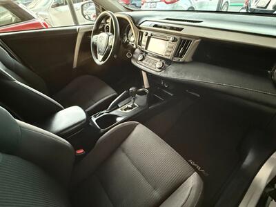 2015 Toyota RAV4 XLE   - Photo 26 - Orange, CA 92868