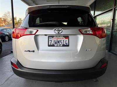 2015 Toyota RAV4 XLE   - Photo 13 - Orange, CA 92868