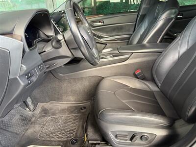 2019 Toyota Avalon XLE   - Photo 17 - Orange, CA 92868