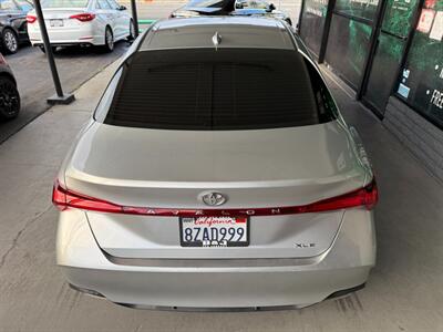 2019 Toyota Avalon XLE   - Photo 13 - Orange, CA 92868
