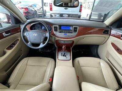 2013 Hyundai Genesis 3.8   - Photo 30 - Orange, CA 92868