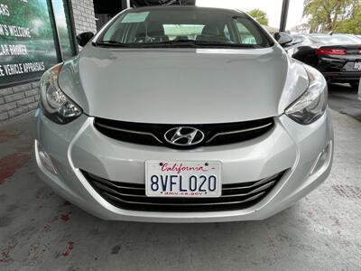 2012 Hyundai ELANTRA Limited   - Photo 13 - Orange, CA 92868