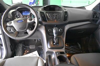 2015 Ford Escape SE   - Photo 16 - Orange, CA 92868