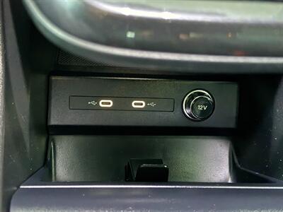 2022 Audi Q4 e-tron quattro Premium Plus - Photo 37 - Orange, CA 92868