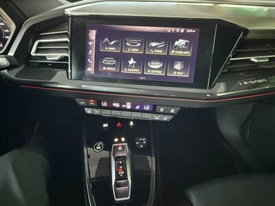 2022 Audi Q4 e-tron quattro Premium Plus - Photo 34 - Orange, CA 92868