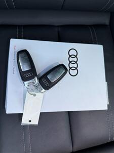 2022 Audi Q4 e-tron quattro Premium Plus - Photo 41 - Orange, CA 92868