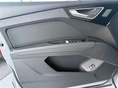 2022 Audi Q4 e-tron quattro Premium Plus - Photo 23 - Orange, CA 92868