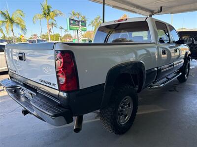 2004 Chevrolet Silverado 2500HD LS   - Photo 10 - Orange, CA 92868