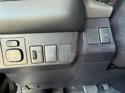 2017 Toyota RAV4 XLE   - Photo 36 - Orange, CA 92868