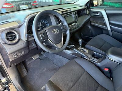 2017 Toyota RAV4 XLE   - Photo 18 - Orange, CA 92868