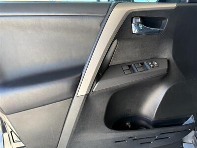 2017 Toyota RAV4 XLE   - Photo 24 - Orange, CA 92868