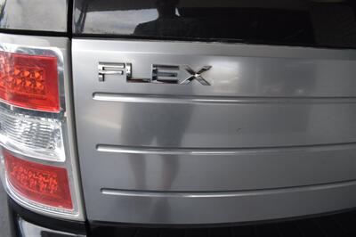 2010 Ford Flex Limited   - Photo 20 - Orange, CA 92868