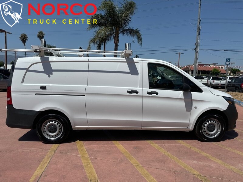 2022 Mercedes-Benz Metris Extended Cargo  