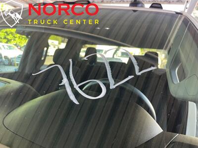 2022 Chevrolet Silverado 2500HD Work Truck Extended Cab 8' Utility w/ Ladder Rack   - Photo 19 - Norco, CA 92860