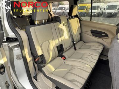2018 Ford Transit Connect XLT 7 Pasengers Mini 5 Passenger - Photo 9 - Norco, CA 92860