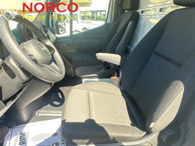 2021 Mercedes-Benz 3500 16' Box   - Photo 16 - Norco, CA 92860