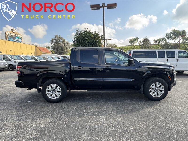 2022 Nissan Frontier SV Crew Cab Short Bed  