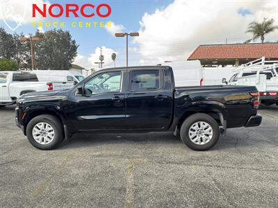 2022 Nissan Frontier SV Crew Cab Short Bed   - Photo 5 - Norco, CA 92860