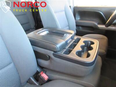 2017 Chevrolet Silverado 1500 LT  Extended Cab Short Bed 4X4 - Photo 16 - Norco, CA 92860