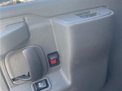 2018 Chevrolet Express 2500 Cargo - Photo 11 - Norco, CA 92860