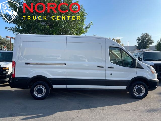 The 2019 Ford TRANSIT T250 photos