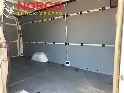 2020 Freightliner Sprinter 2500 Extended High Roof Cargo   - Photo 12 - Norco, CA 92860
