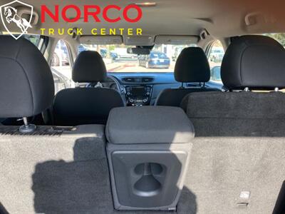 2019 Nissan Rogue SV   - Photo 18 - Norco, CA 92860