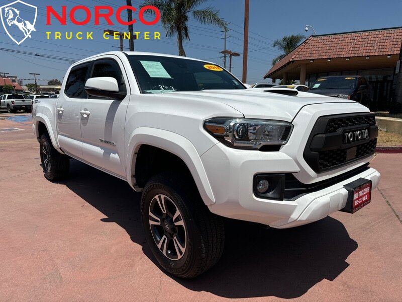 Used 2018 Toyota Tacoma TRD Sport with VIN 3TMAZ5CN5JM071854 for sale in Norco, CA