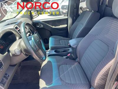 2015 Nissan Frontier SV V6  Extended Cab Short Bed - Photo 17 - Norco, CA 92860