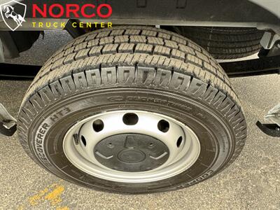 2017 Ford Transit 250 T250 w/ Liftgate Cargo - Photo 16 - Norco, CA 92860