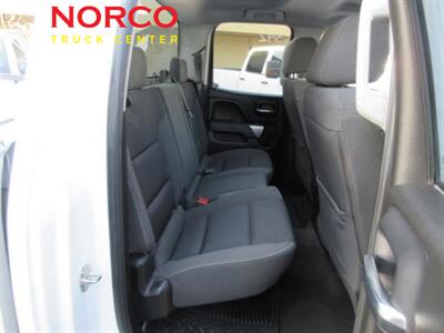 2018 Chevrolet Silverado 1500 LT  Extended Cab Short Bed 4X4 - Photo 17 - Norco, CA 92860