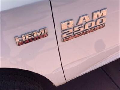 2017 RAM 2500 Tradesman  Crew Cab utility body - Photo 7 - Norco, CA 92860