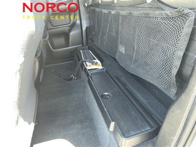 2020 Toyota Tacoma SR Extended Cab Short Bed w/ Camper Shell   - Photo 16 - Norco, CA 92860