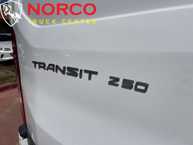 2018 Ford TRANSIT 250 T250 Extended Cargo photo