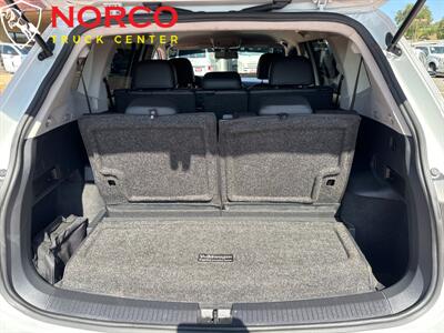 2018 Volkswagen Tiguan 2.0T SE 7 Passenger   - Photo 8 - Norco, CA 92860