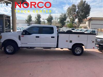 2019 Ford F-250 Super Duty XL  Crew Cab 8' Utility Bed Diesel 4x4 - Photo 2 - Norco, CA 92860