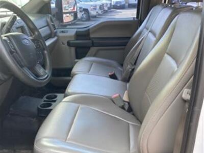 2019 Ford F-250 Super Duty XL  Crew Cab 8' Utility Bed Diesel 4x4 - Photo 9 - Norco, CA 92860