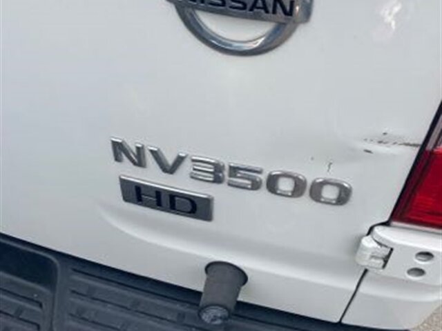 2013 Nissan NV Cargo 2500 HD S photo