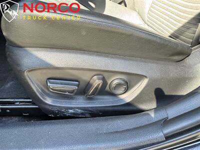2020 Toyota Camry SE   - Photo 16 - Norco, CA 92860