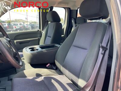 2013 Chevrolet Silverado 2500HD Work Truck  Extended Cab Long Bed 4x4 - Photo 13 - Norco, CA 92860