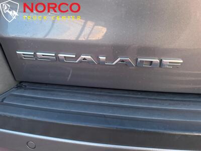 2019 Cadillac Escalade ESV Luxury 7 Passenger - Photo 17 - Norco, CA 92860
